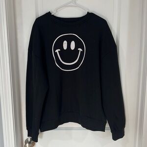 Black and white smiley face crew neck